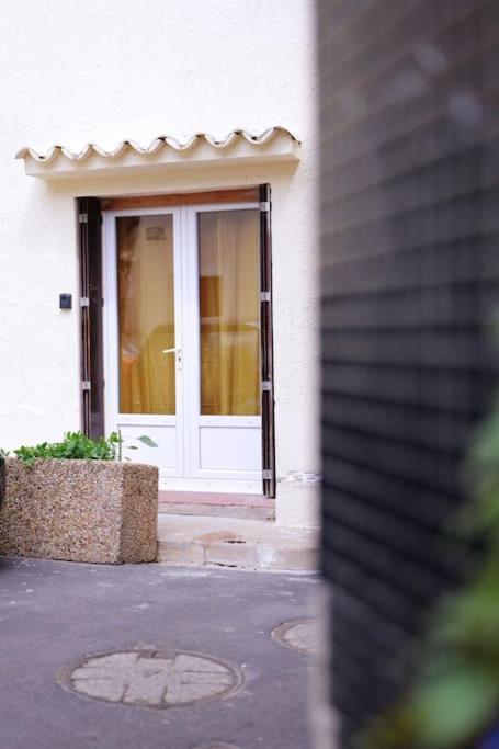 Le Cocon Capestanais Apartment กาเปสตอง ภายนอก รูปภาพ